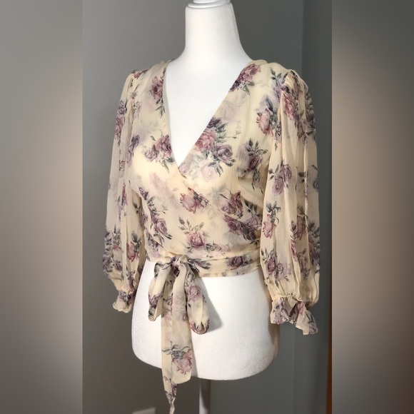**SOLD** 🌸 LoveShackFancy 🌸 Domino Silk Wrap Top XS - Picture 2 of 16